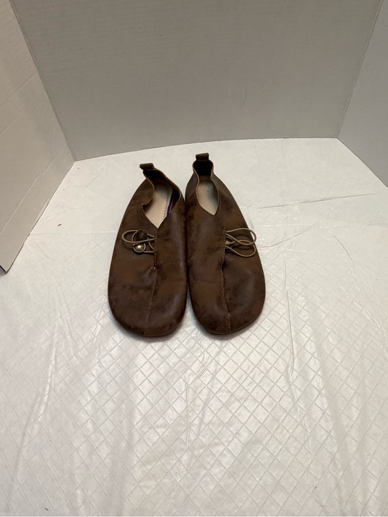 Shoes - Brown Slip-On Ballet Flats Elastic Lace Detail Minimal Size 9 Like New